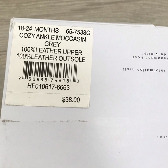 NEW - Robeez Cozy Ankle Suede Moccasin 18-24mo, Grey - Picture 8 of 8